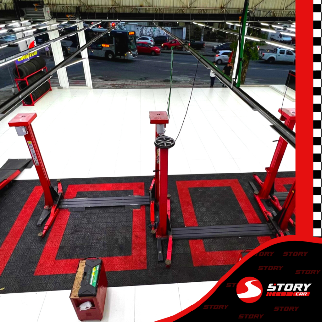 elevador automotivo em vermelho storycar